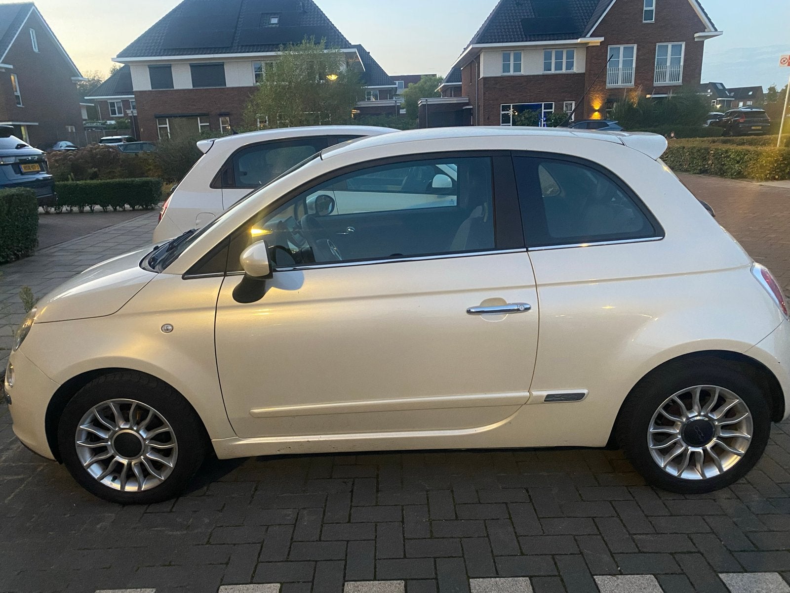 Fiat 500 1.2 2010 parelmoer wit, Auto's, Fiat, Voorwielaandrijving, Stof, 1242 cc, 4 cilinders