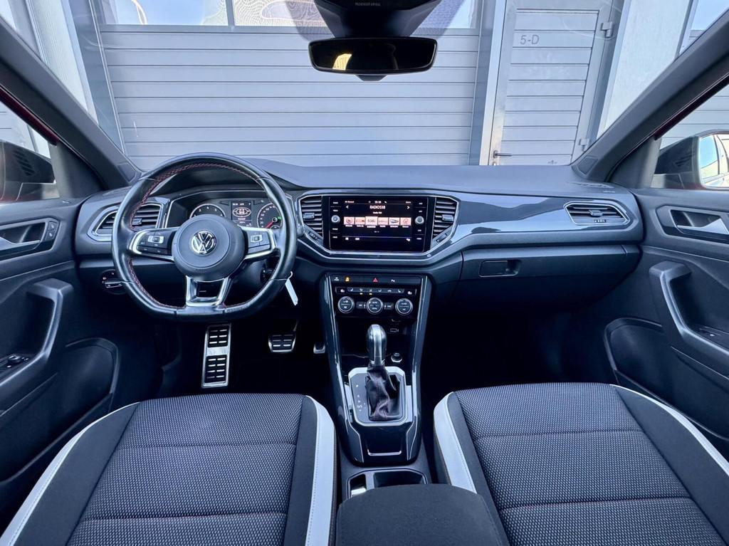 Volkswagen T-Roc 1.5 TSI 4 Cil 150pk Sport Business R | Auto, Stof, 4 cilinders, 150 pk, Bedrijf