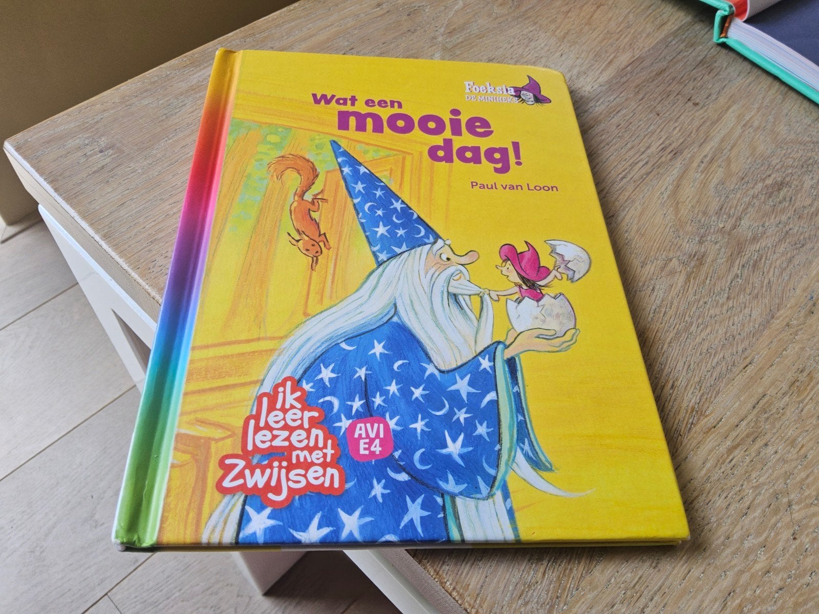Paul van Loon - Foeksia de miniheks - Wat een mooie dag!, Fictie algemeen, Paul van Loon, Ophalen of Verzenden, Zo goed als nieuw