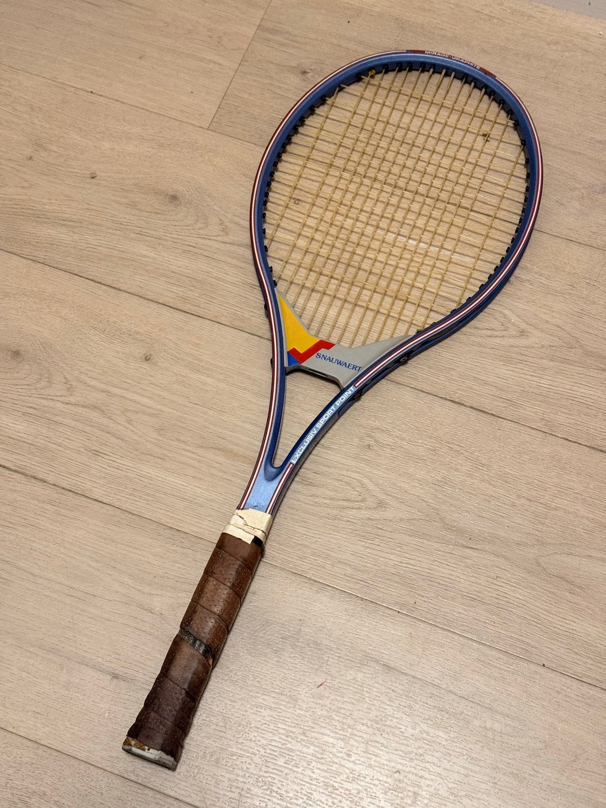 Vintage Snauwaert tennisracket - Klassiek model, Sport en Fitness, Ophalen of Verzenden, Gebruikt, Racket, Overige merken