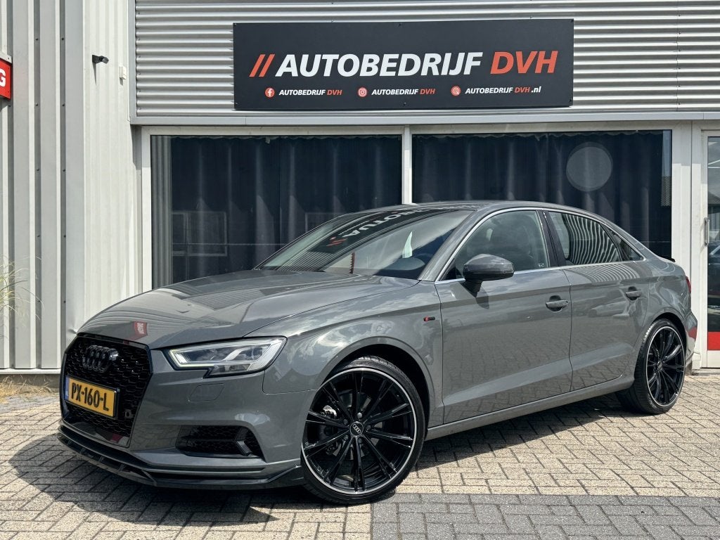 Audi A3 Limousine MAXTON/ CRUISE/ AIRCO/ NAP/ (bj 2017), Auto's, Voorwielaandrijving, 1160 kg, Gebruikt, Euro 6