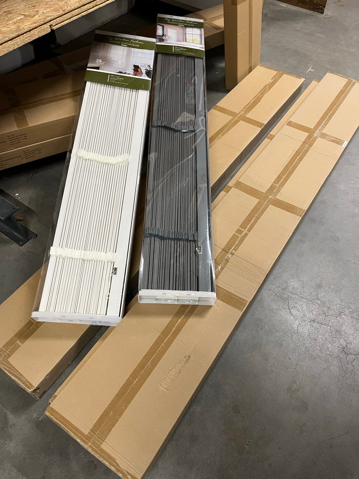 Houten jaloezie B200xH220 NIEUW IN DOOS, Huis en Inrichting, Jaloezie, Hout, Nieuw, Ophalen of Verzenden