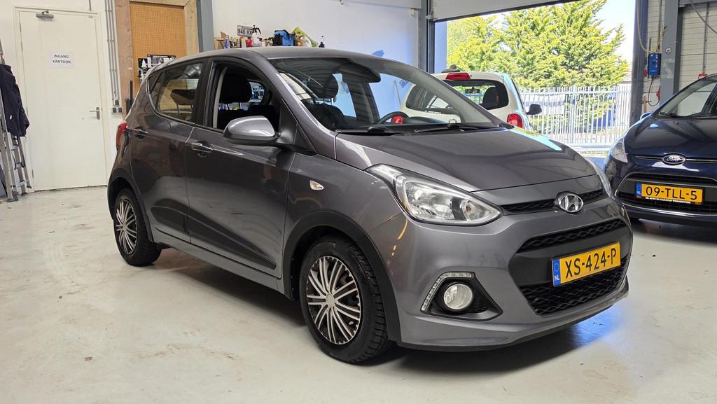 Hyundai i10 1.0i i-Motion Comfort Carplay, Airco, Bluetooth,, Auto's, Euro 5, Stof, Gebruikt, 31 €/maand