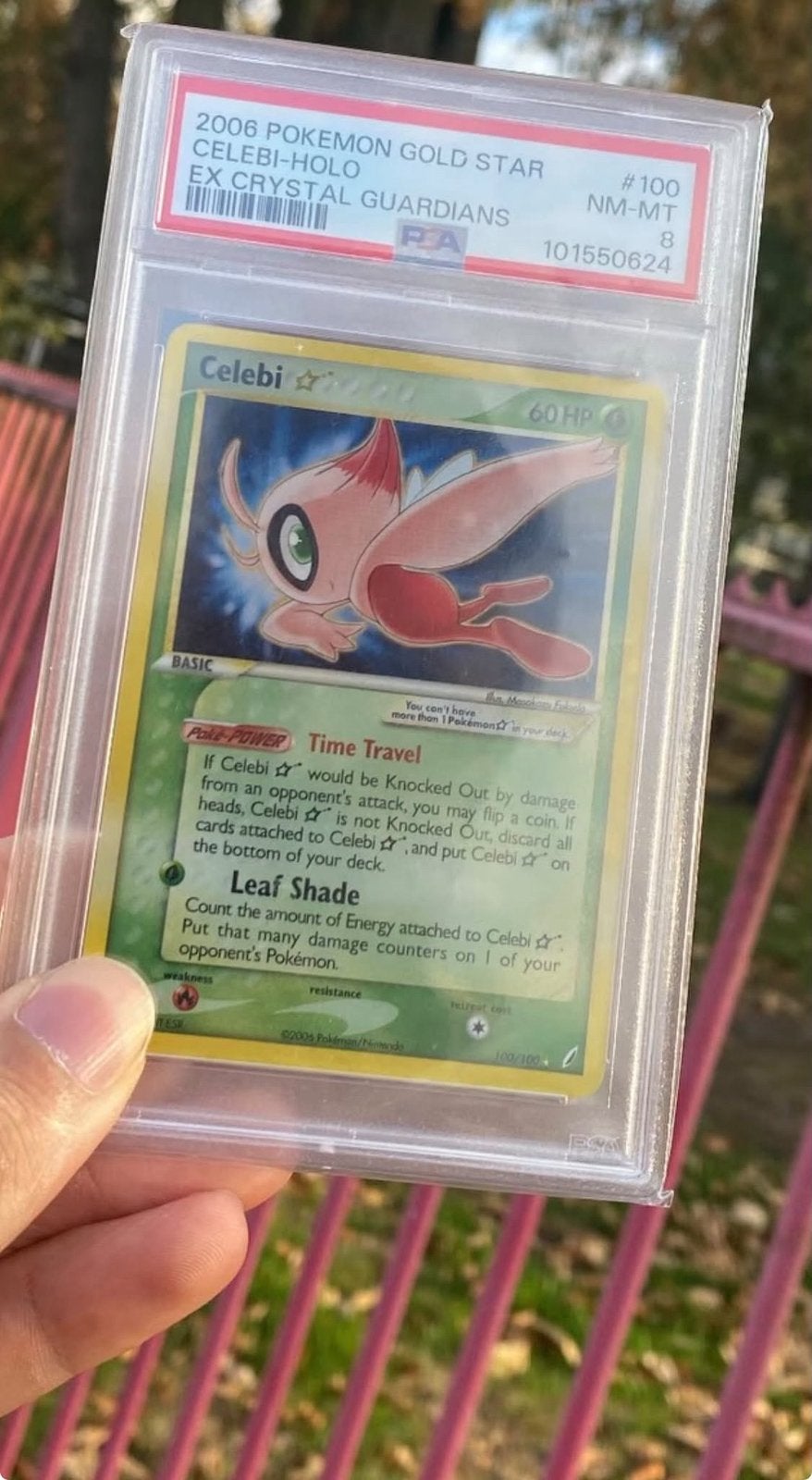 celebi goldstar psa8, Hobby en Vrije tijd, Verzamelkaartspellen | Pokémon, Ophalen of Verzenden, Zo goed als nieuw