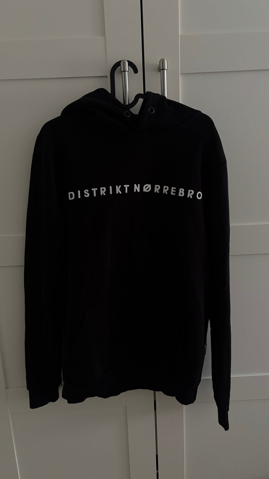 Distrikt Hoodie Zwart - Dikke Wol - Hoge Kwaliteit, Ophalen of Verzenden, Zwart
