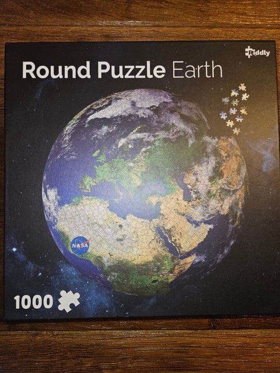 Nieuw 3D ronde puzzel Aarde, Hobby en Vrije tijd, Ophalen of Verzenden, 500 t/m 1500 stukjes, Nieuw, Rubik's of 3D-puzzel