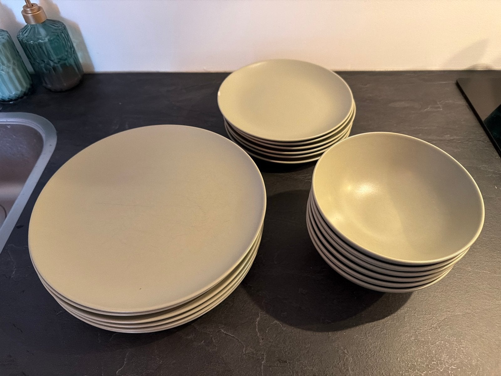 IKEA servies: borden en kommen alles 6x, Ophalen, Gebruikt, Keramiek, IKEA