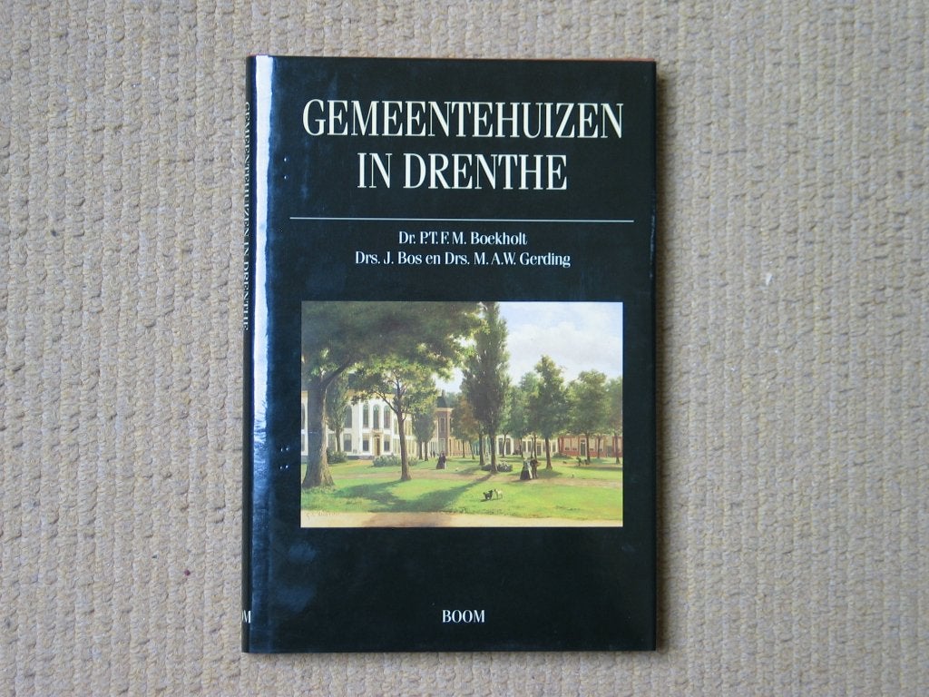 Gemeentehuizen in Drenthe, Ophalen, Zo goed als nieuw