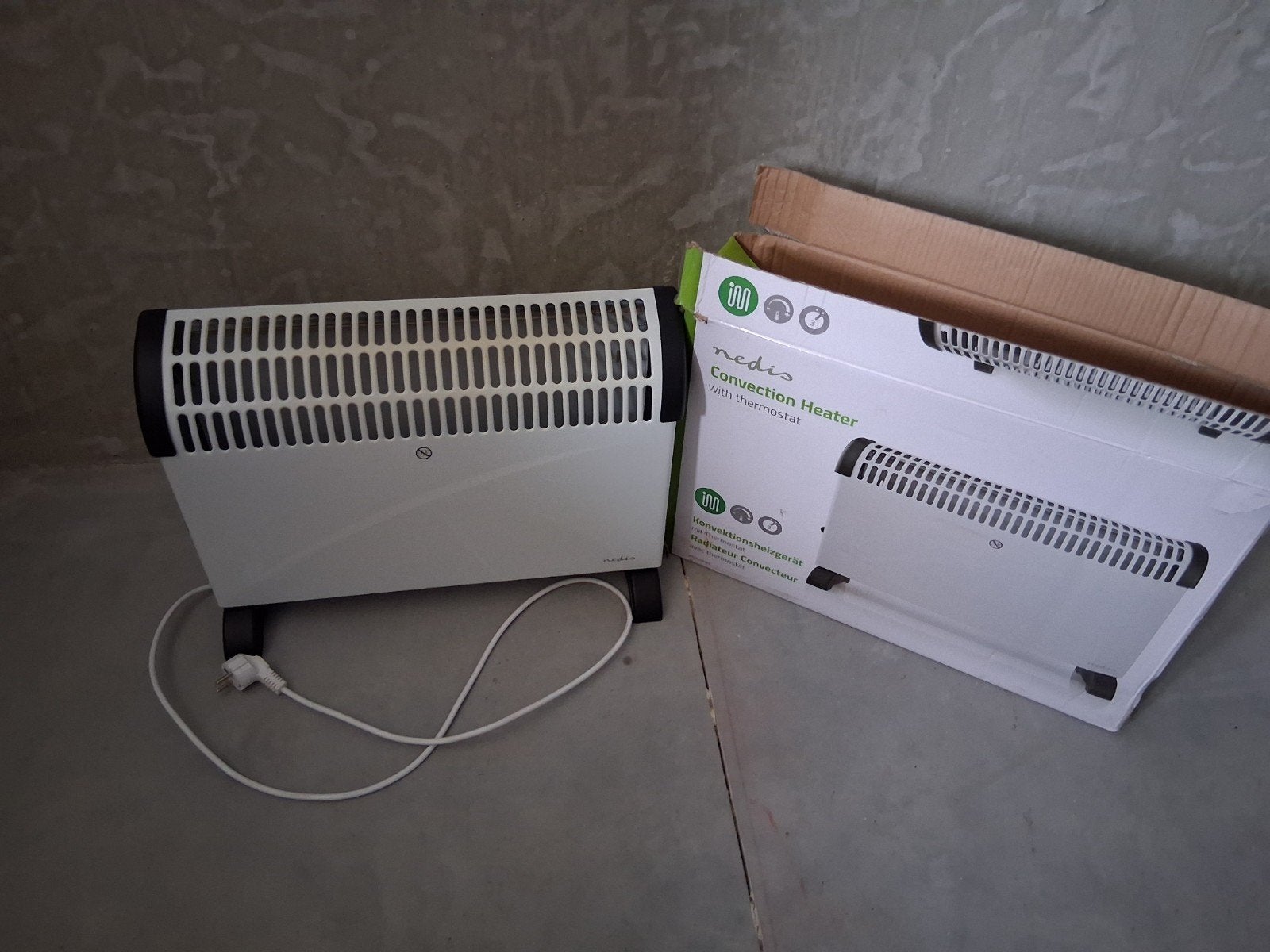 Nedis Convectorkachel met Thermostaat, Ophalen