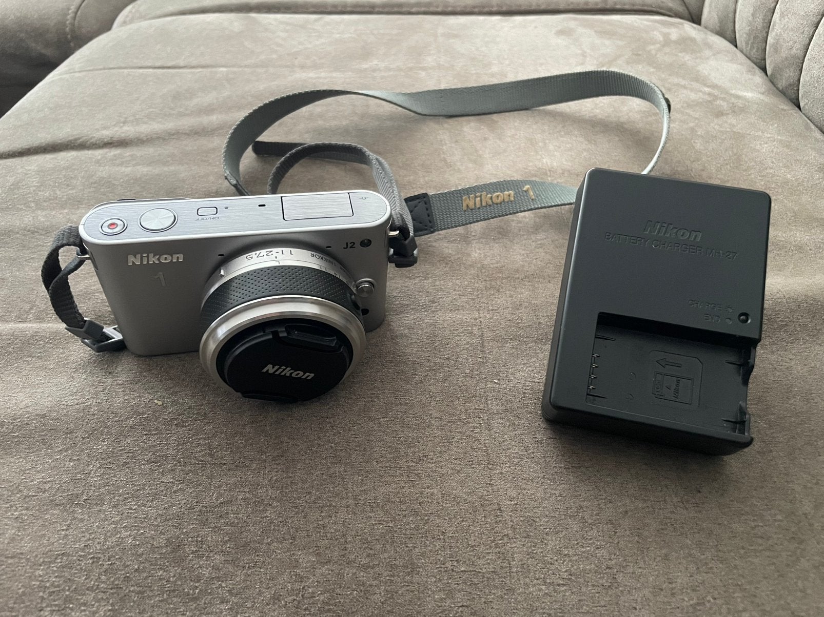 Nikon J2, Ophalen of Verzenden, Zo goed als nieuw, Nikon