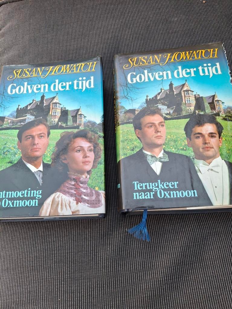 Susan Howatch - Golven der tijd (2 delen), Boeken, Romans, Gelezen, Ophalen of Verzenden