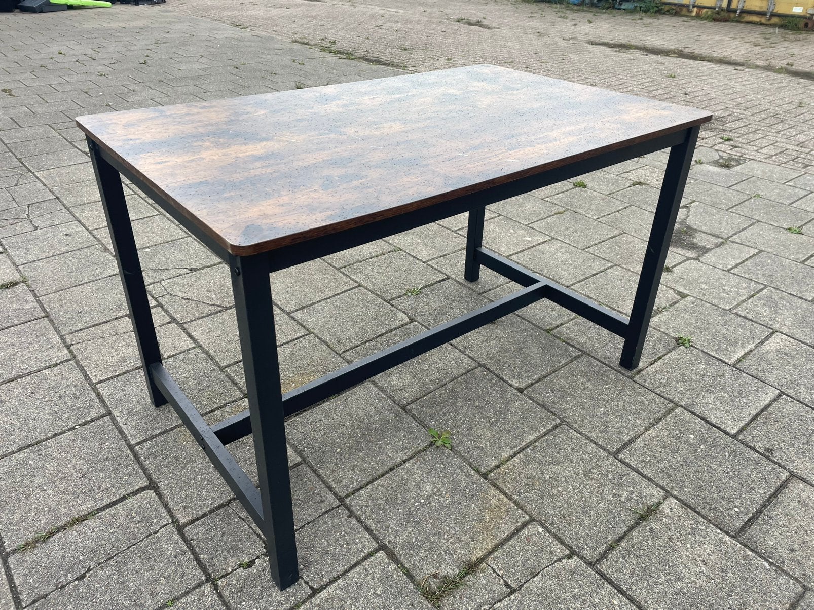 Werktafel 120x75 cm, Ophalen