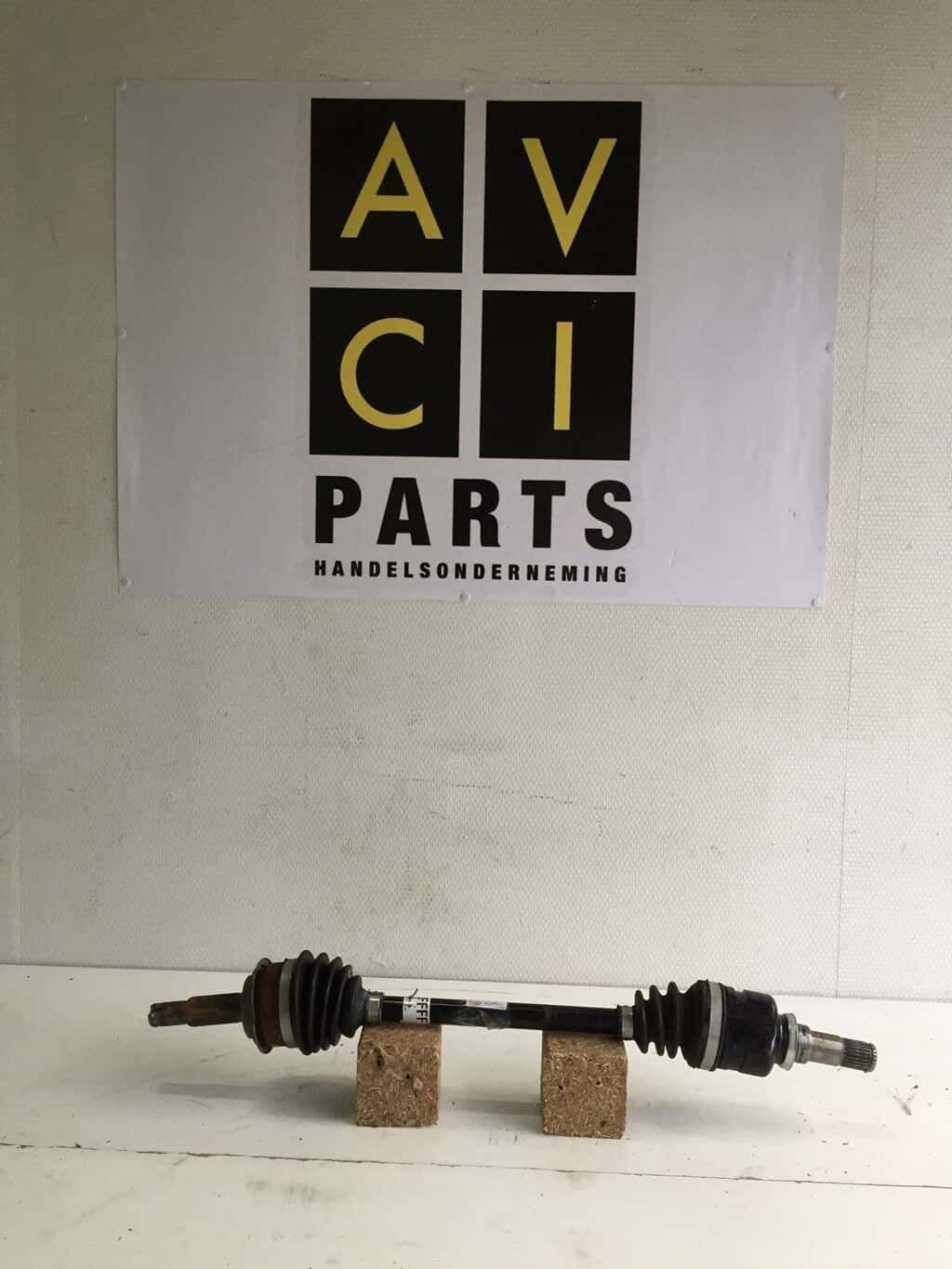 Toyota Rav 4 aandrijfas steekas 43420-0R080. 13-19, Gebruikt, -, -, Ophalen of Verzenden