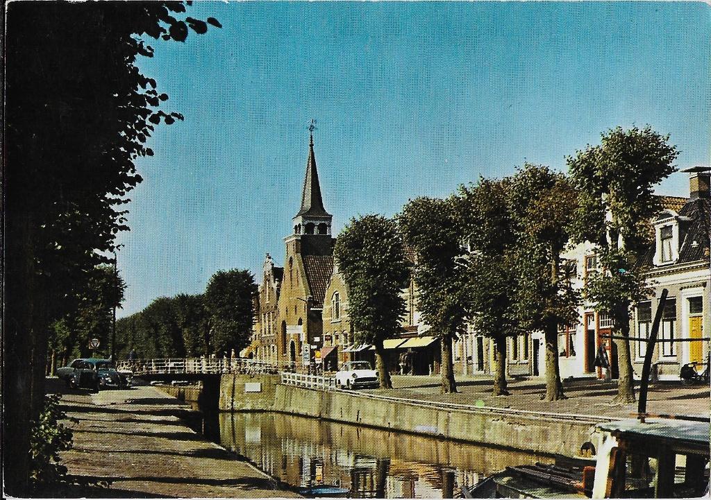 V2 Ongelopen ansichtkaart balk ned herv kerk centrum en luts, Ophalen of Verzenden, 1960 tot 1980, Ongelopen, Friesland