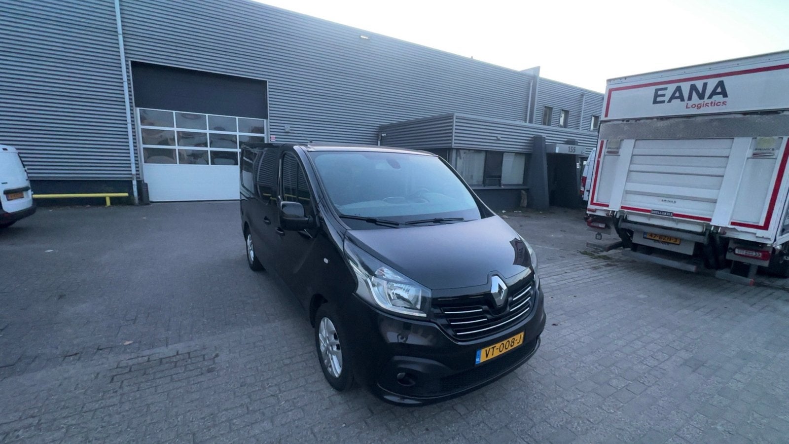 Renault Trafic 1.6 DCI 88KW 2016, Auto's, Euro 5, Zwart, 4 cilinders, 2000 kg