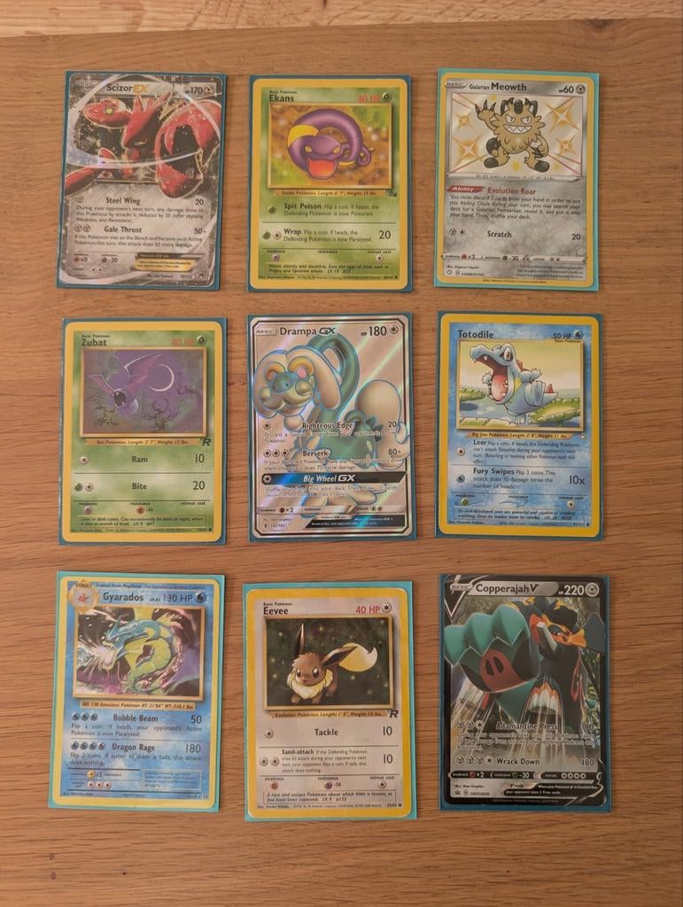 Pokémon kaarten met minimale krasjes achterkant, Ophalen of Verzenden, Zo goed als nieuw, Meerdere kaarten