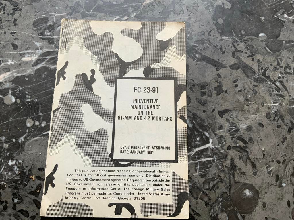 US Voorschrift 81 mm en 4.2 inch mortier onderhoud, Ophalen of Verzenden, 1945 tot heden, Zo goed als nieuw, Landmacht