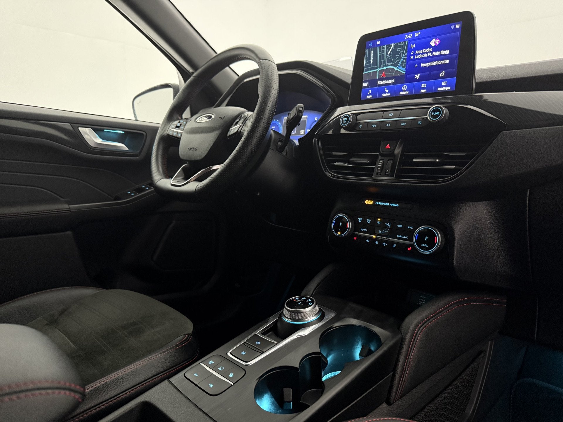 Ford Kuga 2.5 PHEV ST-Line X | Camera | Virtual | B&O | HuD, Auto's, Gebruikt, Euro 6, 4 cilinders, Blauw