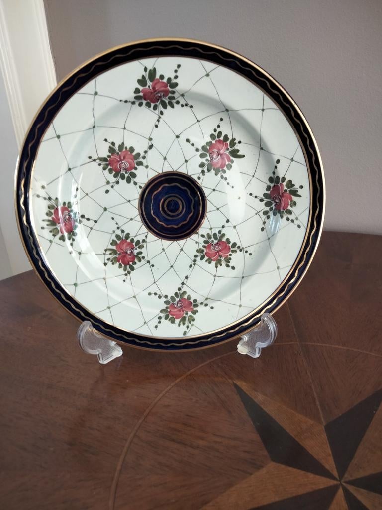 Decoratief bord met rozenmotief, handgeschilderd, Antiek en Kunst, Ophalen of Verzenden