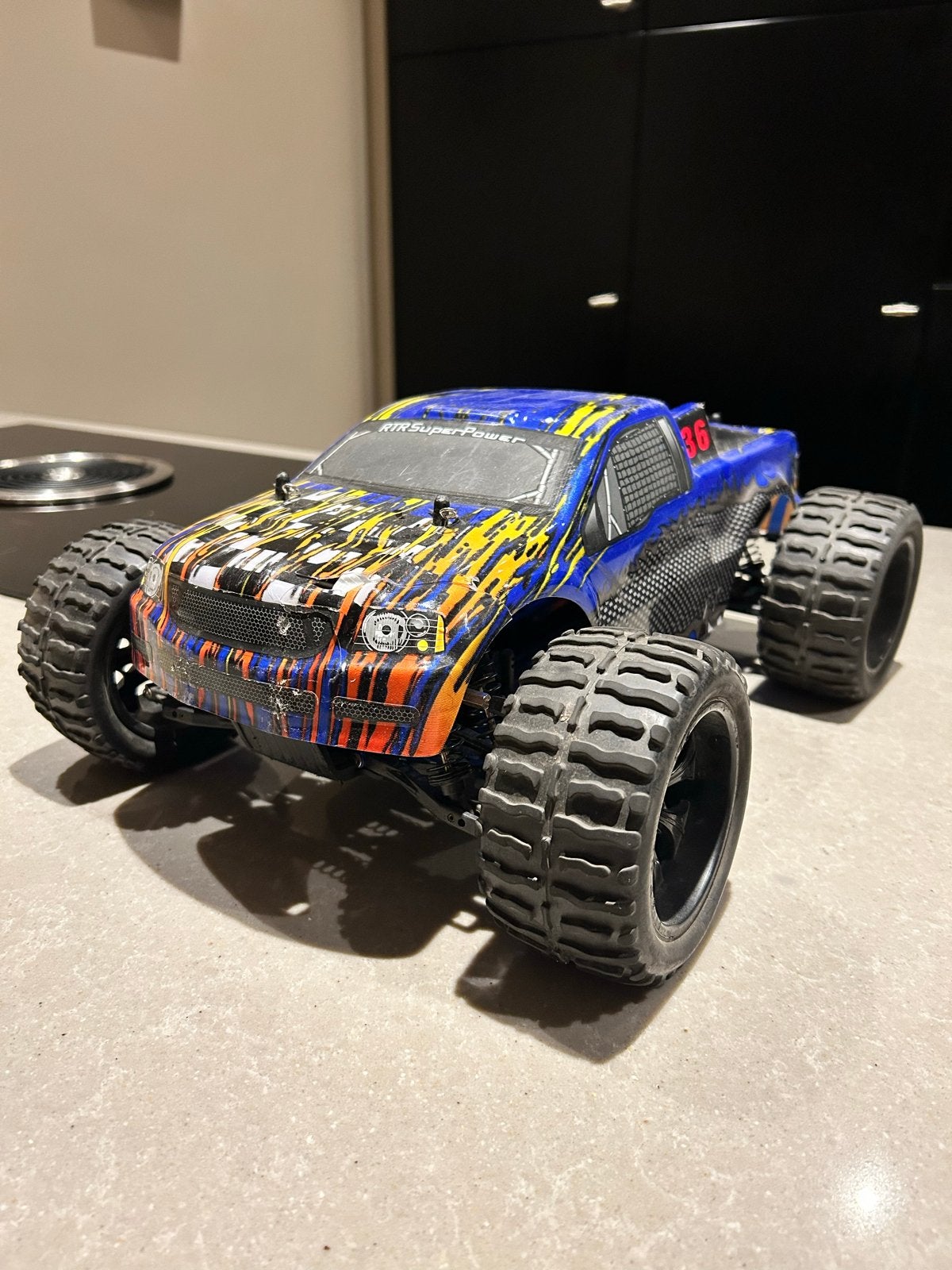 Himoto 1:10 RC Truck Dakar Rally 2.4GHz - Klaar voor avontuu, Elektro, Gebruikt, Auto offroad, Ophalen of Verzenden