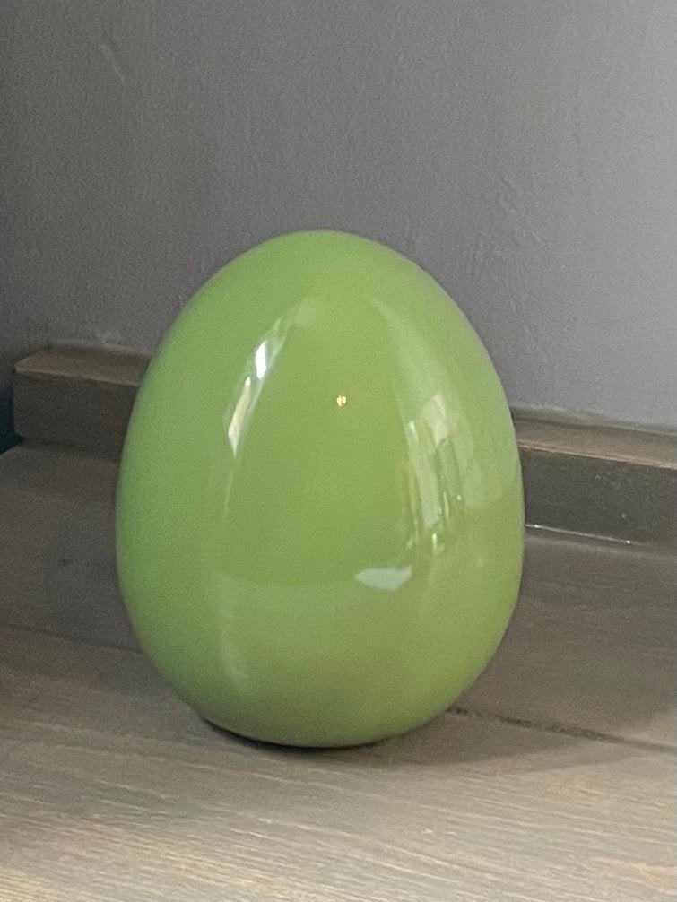 Groen stenen decoratie ei. 18,5 cm., Ophalen of Verzenden, Zo goed als nieuw