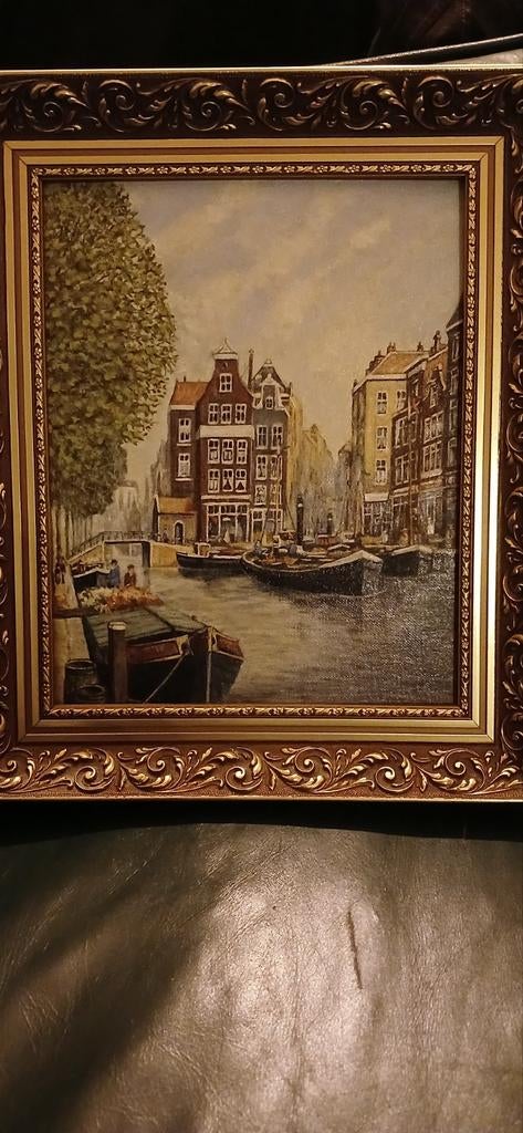 Schilderij Amsterdamse gracht met boten en huizen € 50,00, Ophalen