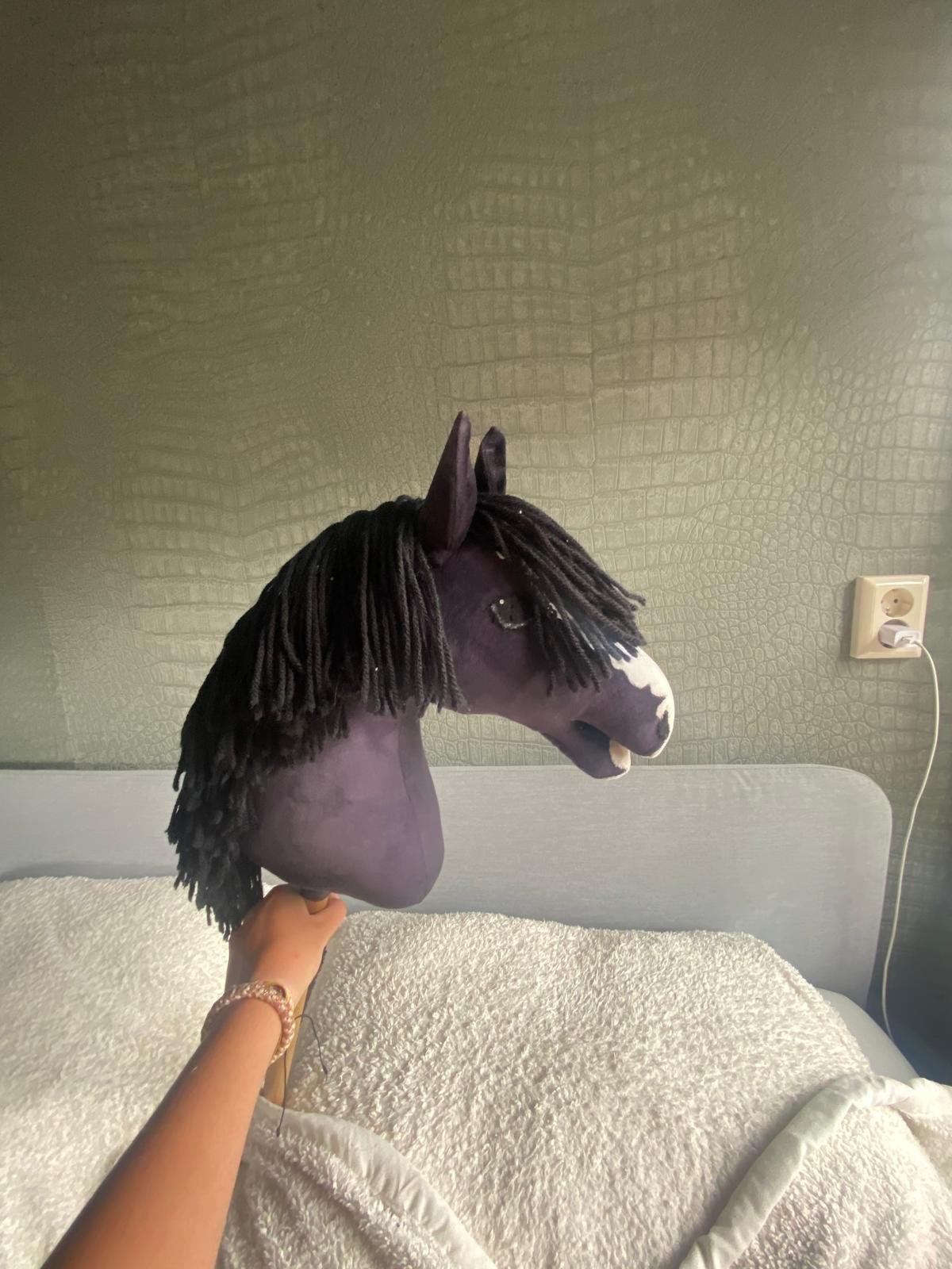 Stokpaard hobbyhorse zgan met halster, nekriem en hoofdstel, Ophalen, Zo goed als nieuw