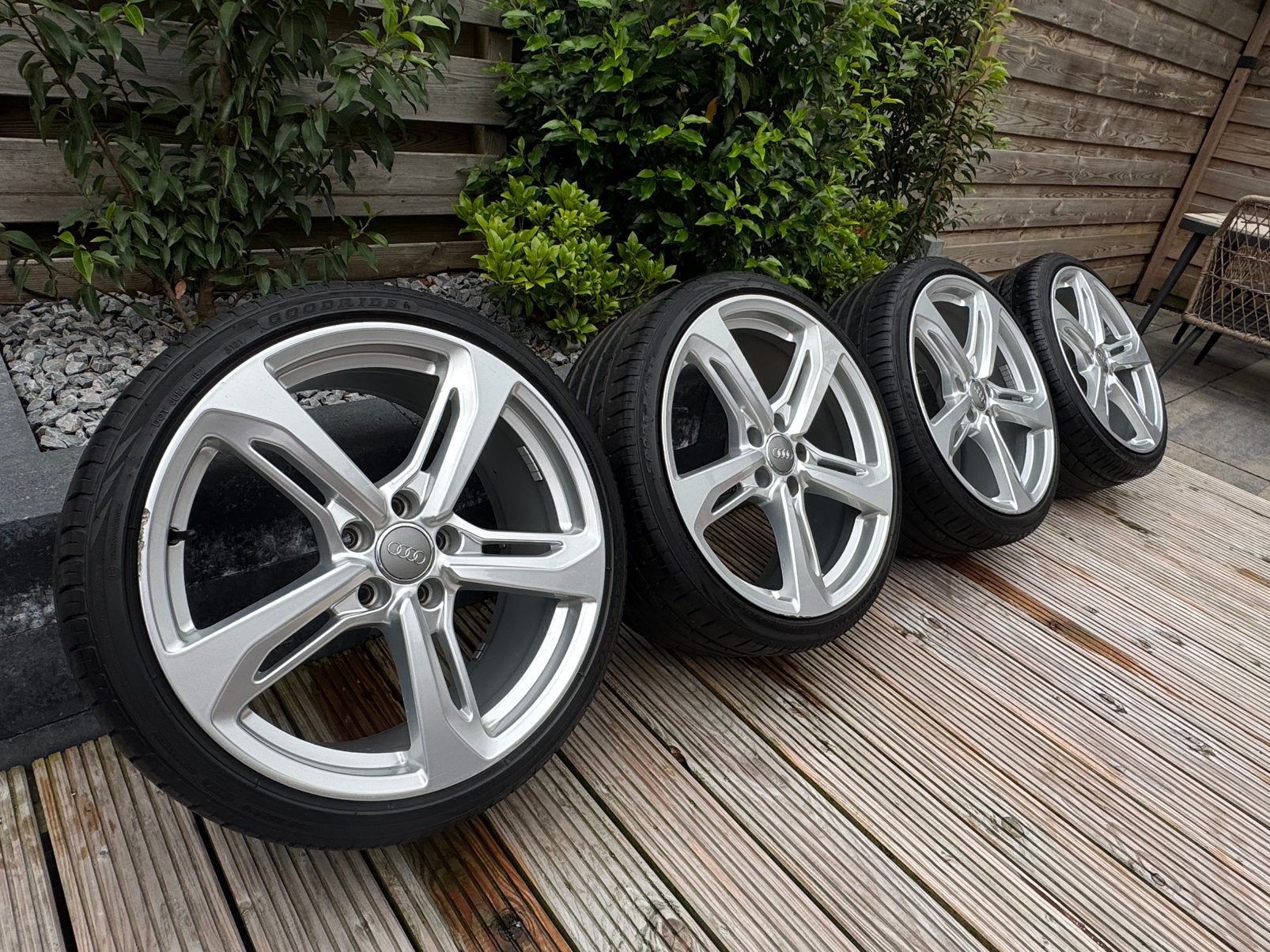 Originele OEM 19 inch Audi TT RS velgen 5x112, Gebruikt, Velg(en), 235 mm, Personenwagen