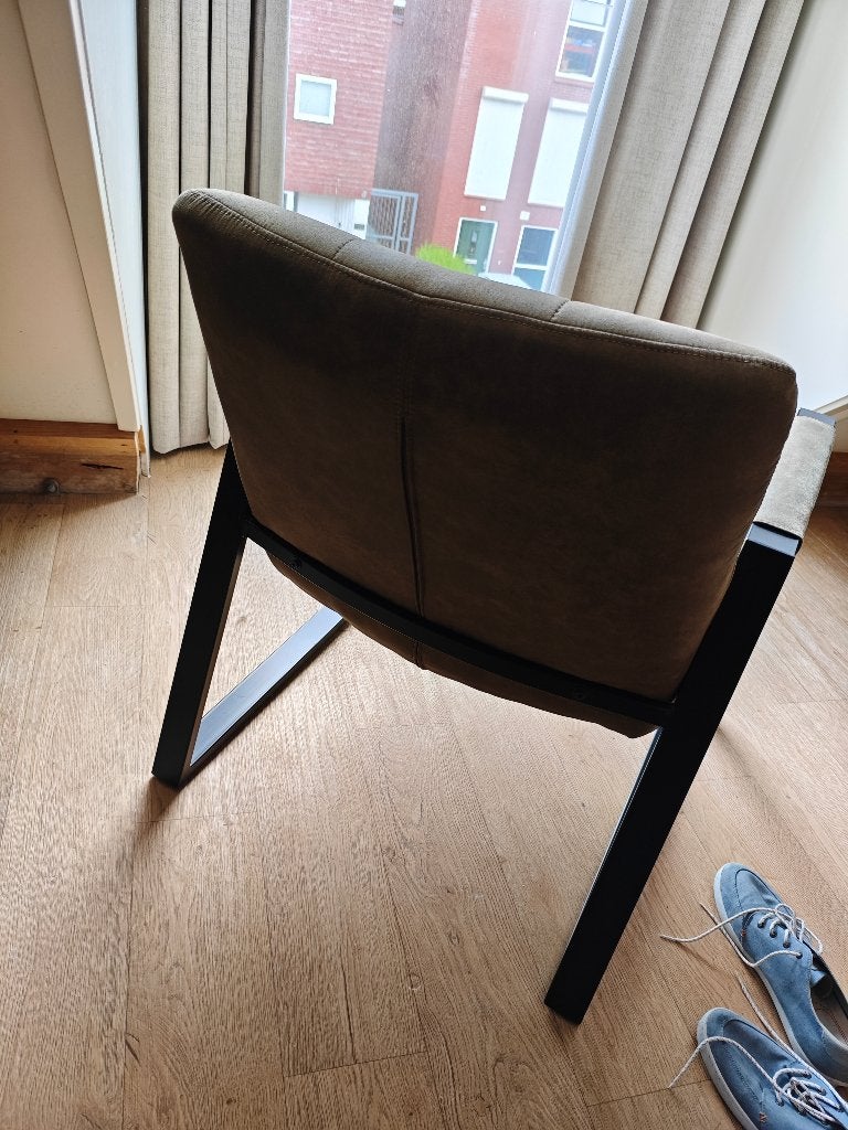 Stoel olive, Ophalen, Eenpersoons, 75 tot 100 cm, Zo goed als nieuw