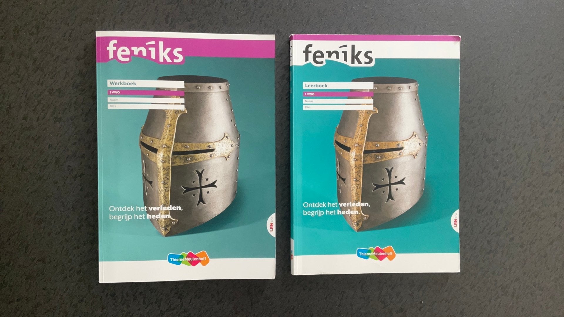 Feniks Geschiedenis Werkboek en Leerboek 1VWO, Boeken, Ophalen of Verzenden, Zo goed als nieuw, VWO, Geschiedenis