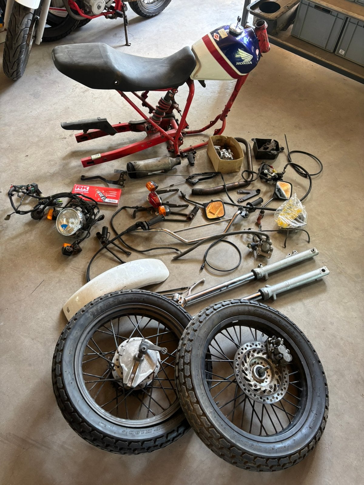 Honda FTR 223 in onderdelen, Ophalen, Gebruikt, Honda, Nvt