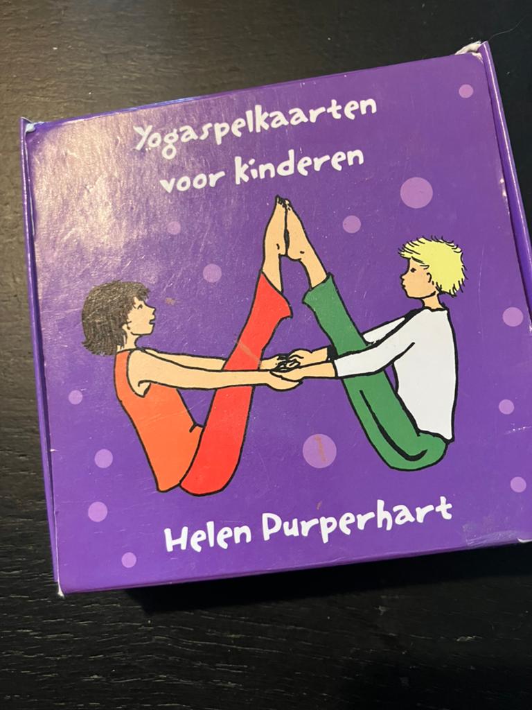 Yogaspelkaarten voor kinderen - Helen Purperhart, Een of twee spelers, Ophalen of Verzenden, Gebruikt