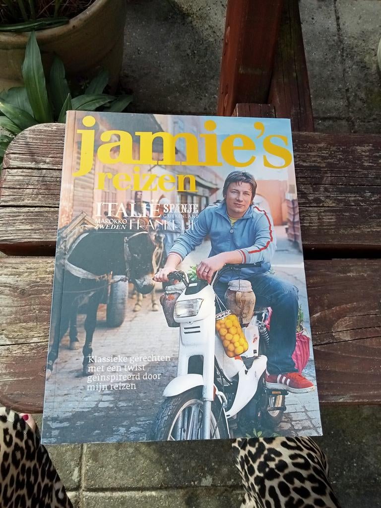 Jamie Oliver - Jamie's reizen, Boeken, Kookboeken, Italië, Ophalen of Verzenden, Zo goed als nieuw, Jamie Oliver