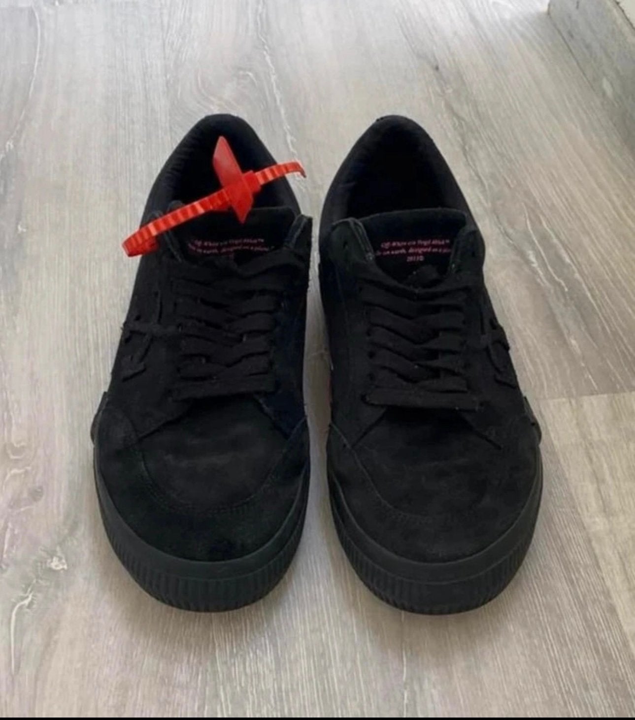 Off-White vulcanized low-top, Kleding | Heren, Schoenen, Ophalen of Verzenden, Zo goed als nieuw, Zwart