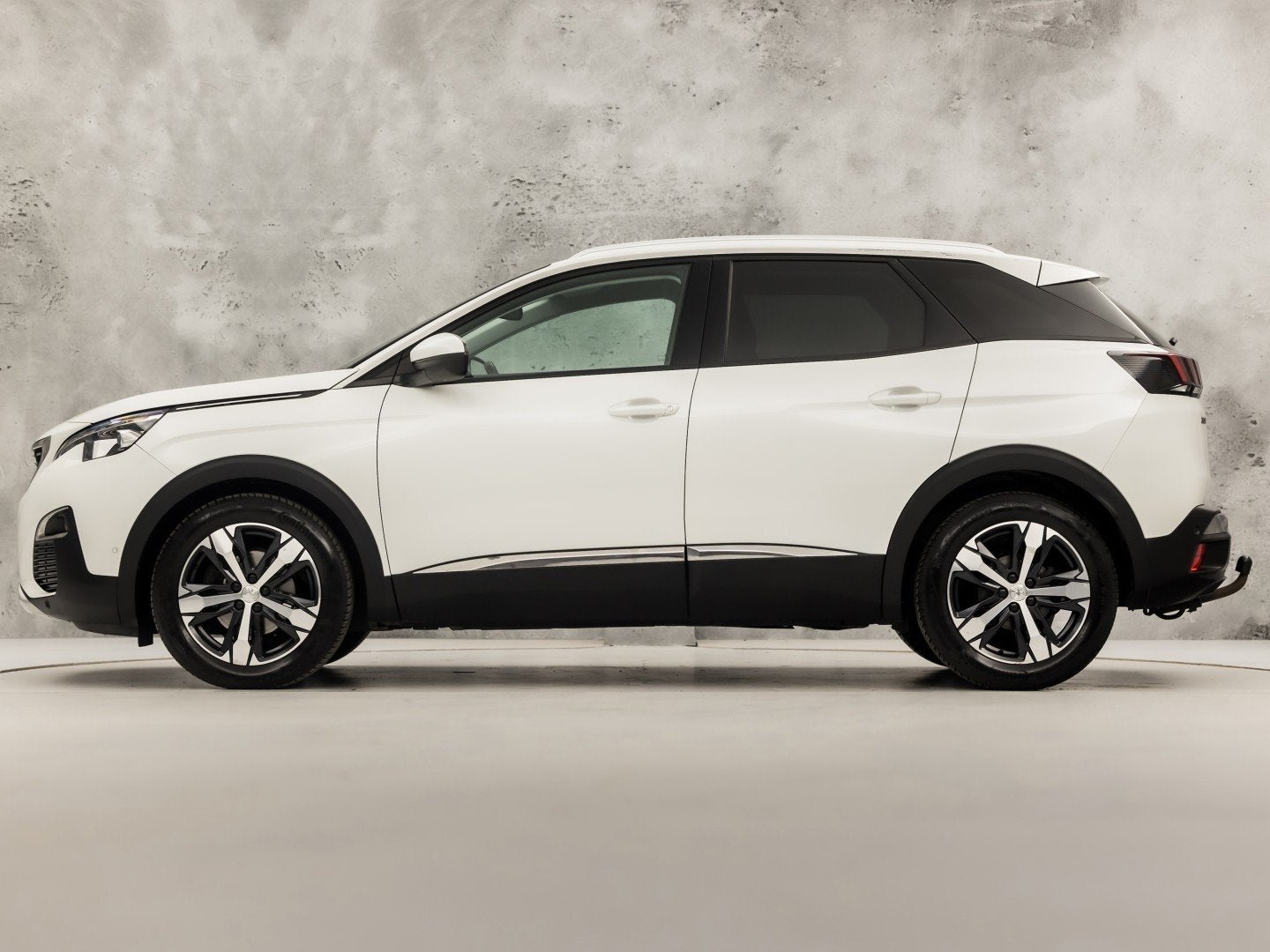 Peugeot 3008 1.2 PureTech Allure Sport (APPLE CARPLAY, GROOT, Auto's, Voorwielaandrijving, 12 maanden, Gebruikt, 1199 cc