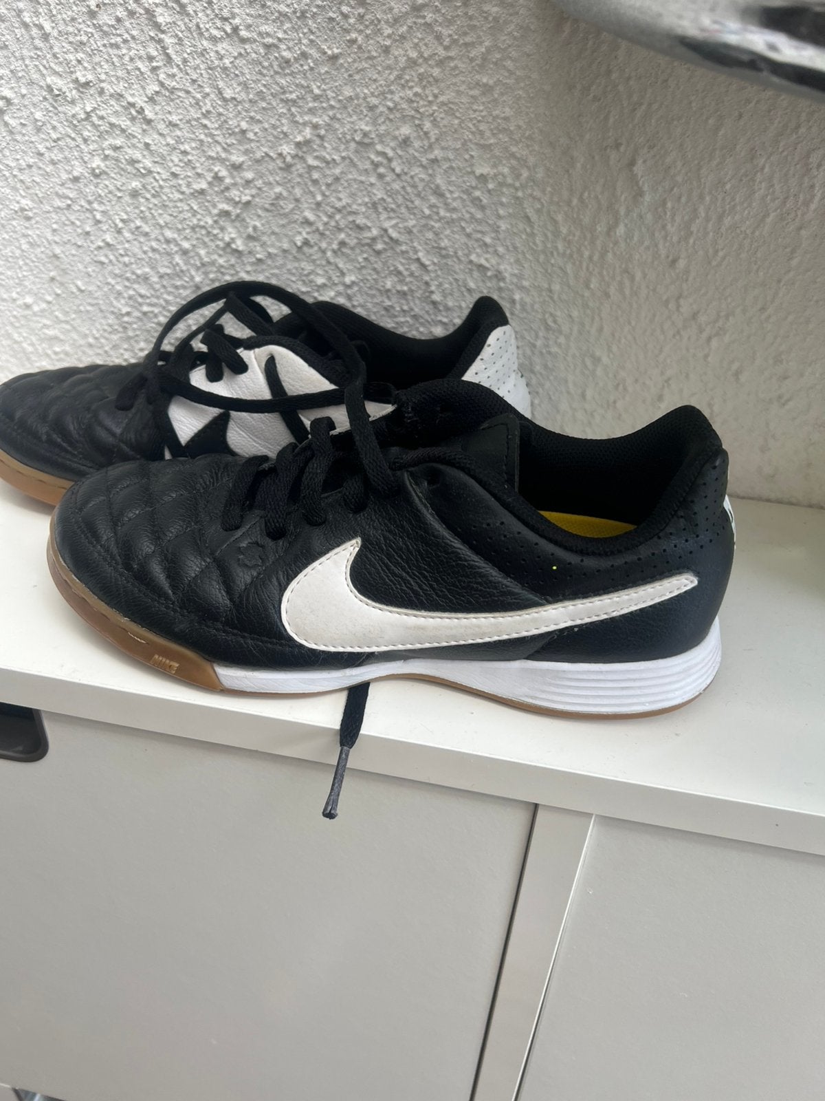 Sportschoenen 32+33, Kinderen en Baby's, Ophalen of Verzenden, Zo goed als nieuw, Jongen of Meisje, Sportschoenen