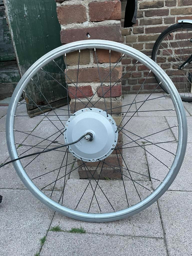 Voorwielmotor Batavus Sparta  Koga 28 inch, Fietsen en Brommers, Fietsonderdelen, Ophalen of Verzenden, Gebruikt