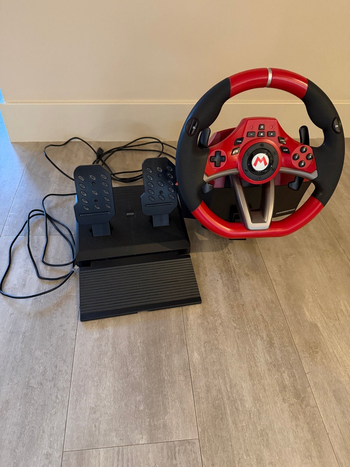 Nintendo Switch racestuur met pedalen - Mario Kart, Ophalen, Zo goed als nieuw