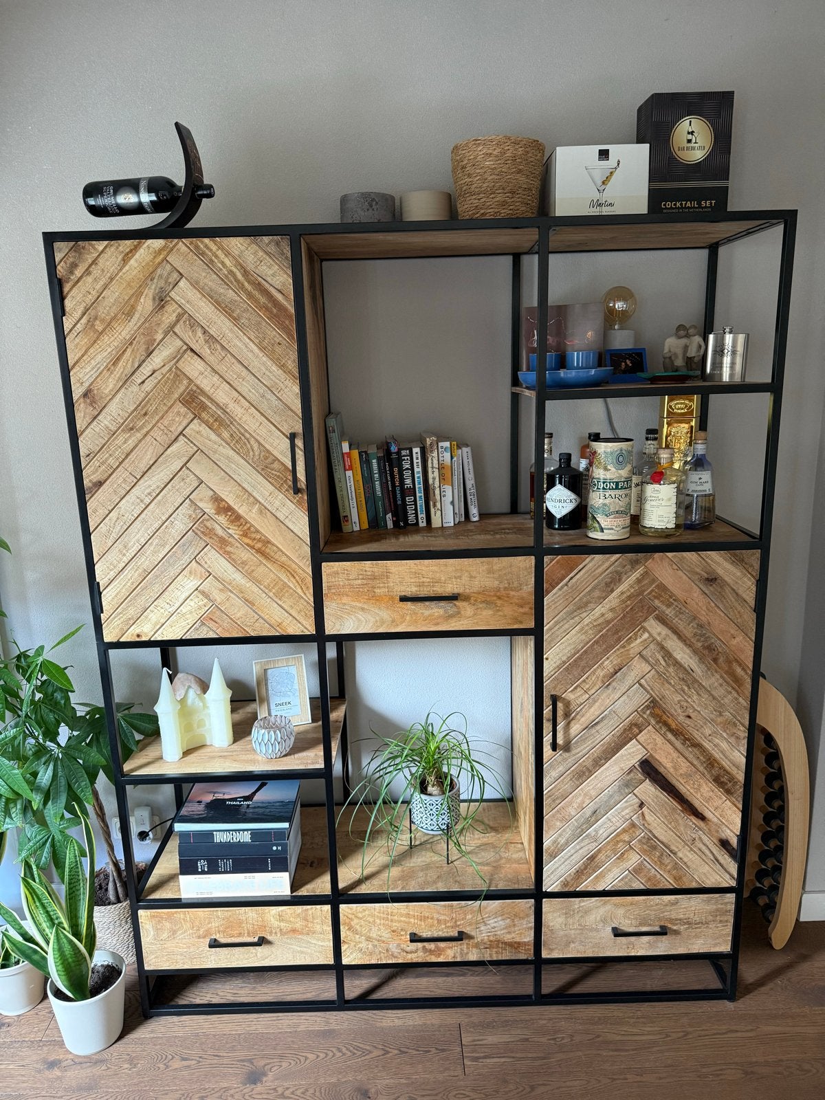 Industriële Kast met Zwart Frame, Ophalen, Met lade(s), 150 tot 200 cm, Zo goed als nieuw