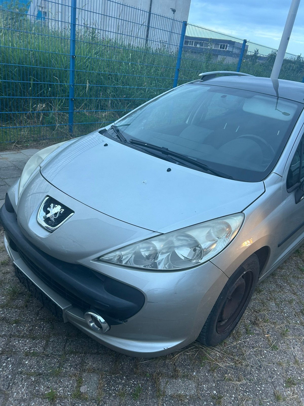 Peugeot 207 1.4 VTI 16V SW 2008 Grijs, Auto's, Peugeot, Origineel Nederlands, Stationwagon, Handgeschakeld, Zilver of Grijs