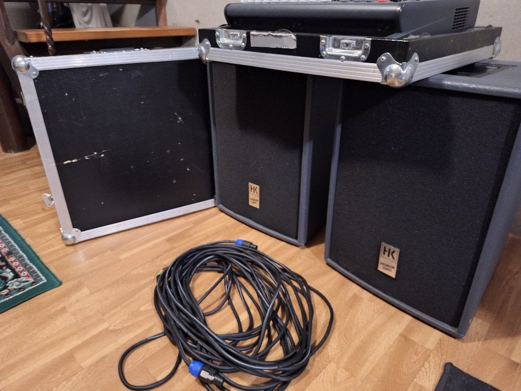 PA set, mengtafel + boxen, Ophalen, Gebruikt, 10 tot 20 kanalen, Microfooningang