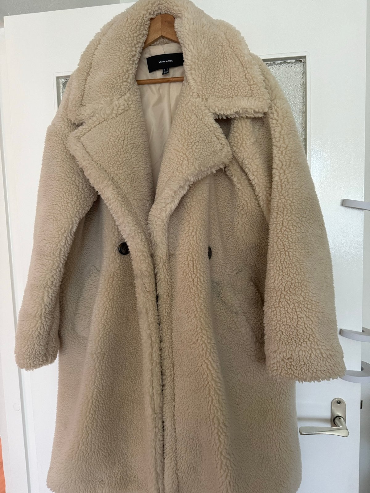 Vero Moda teddy jas - Zo goed als nieuw, Ophalen of Verzenden, Zo goed als nieuw, Maat 38/40 (M), Beige