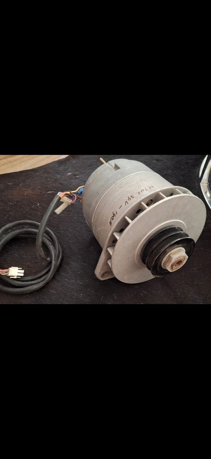 Vetus Dynamo 24 volt 140 ampere, Ophalen of Verzenden, Nieuw, Motor en Techniek