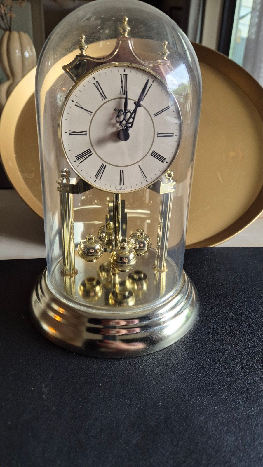 Junghans Quartz Tafelklok met Glazen Stolp, Ophalen of Verzenden