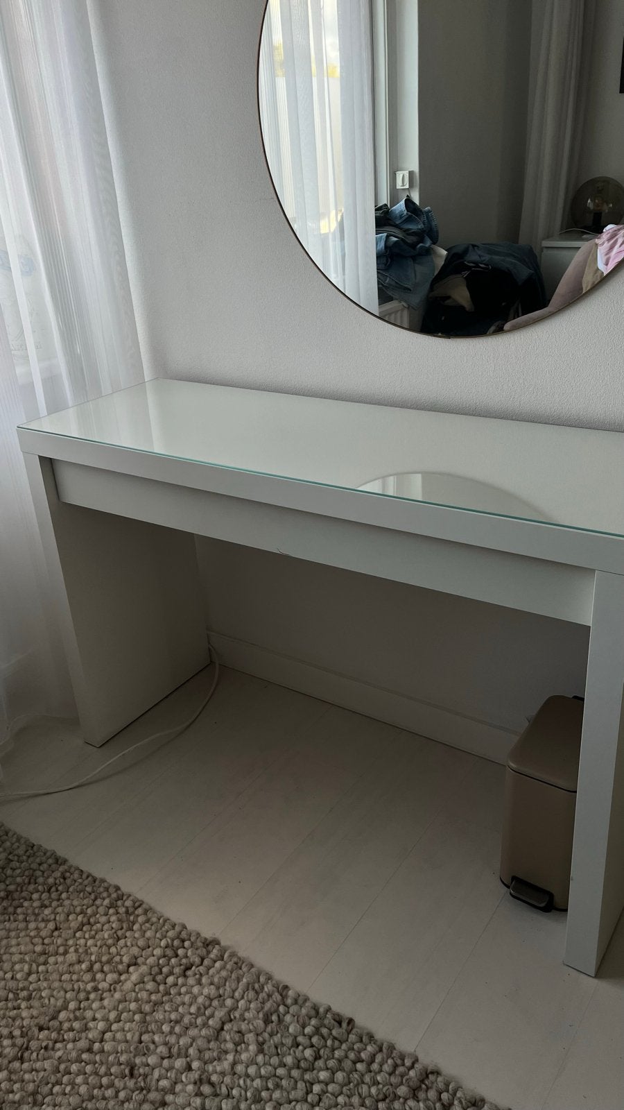IKEA Malm make-up tafel met glasplaat en lade, Huis en Inrichting, Ophalen, Gebruikt, 100 tot 150 cm, Minder dan 100 cm