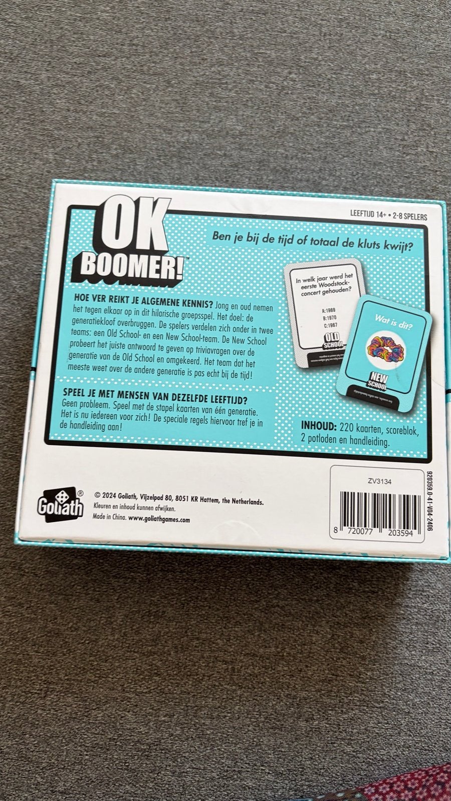 OK BOOMER! Old School vs. New School Trivia Gezelschapsspel, Drie of vier spelers, Ophalen of Verzenden, Zo goed als nieuw