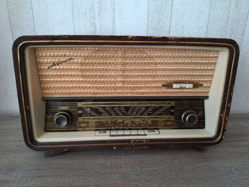 Prachtig werkend Vintage Nordmende Novum Buizenradio 1950, Ophalen, Gebruikt, Radio