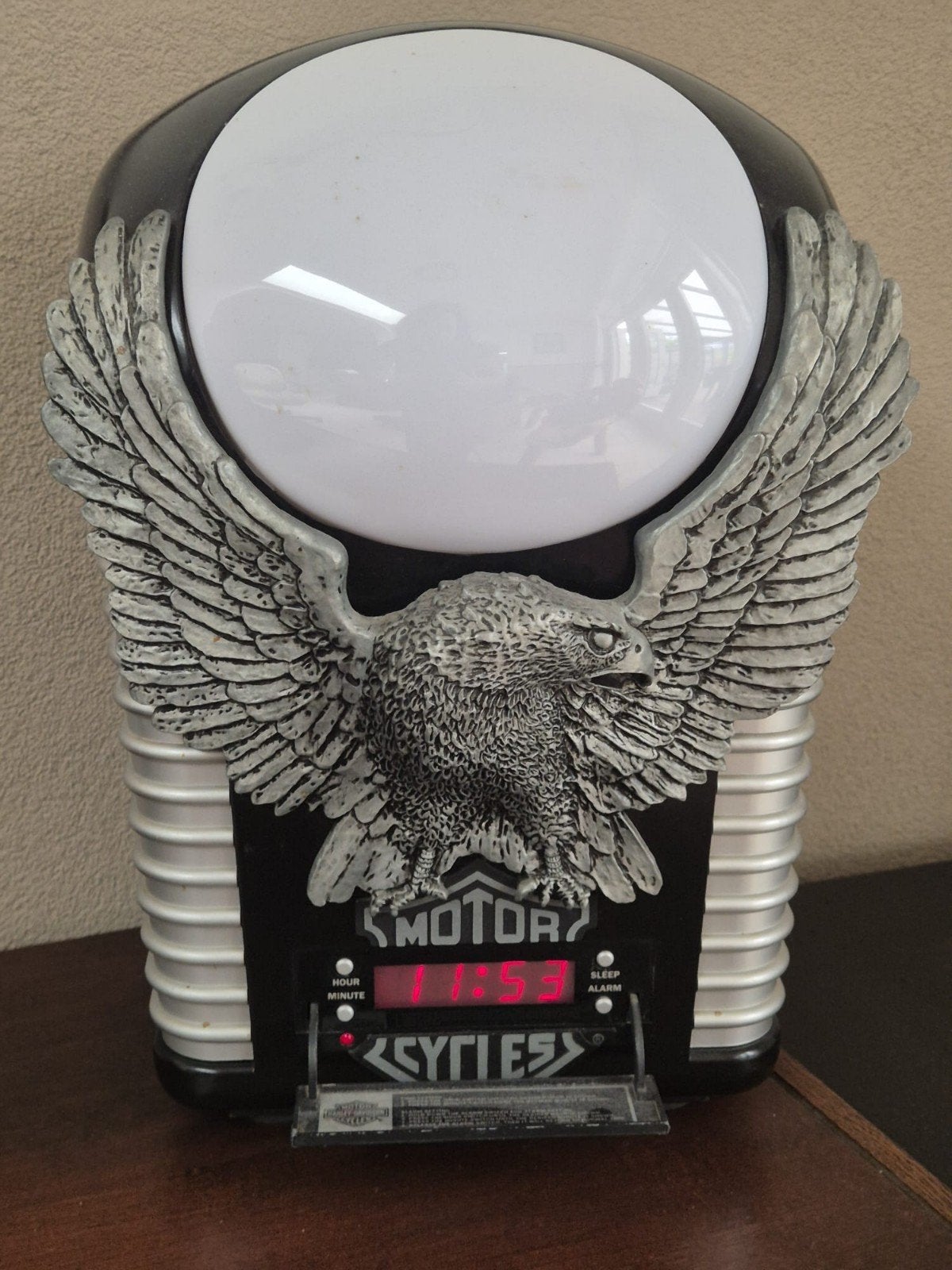 Harley-Davidson Wekker met Adelaar en Verlichting, Ophalen, Met verlichting, Zo goed als nieuw, Tafelklok