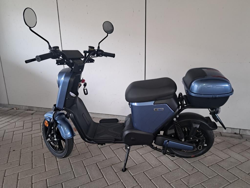 Iva Ego S2 Elektrische Scooter - Zo goed als nieuw, Overige merken, Elektrisch, Ophalen of Verzenden, Zo goed als nieuw