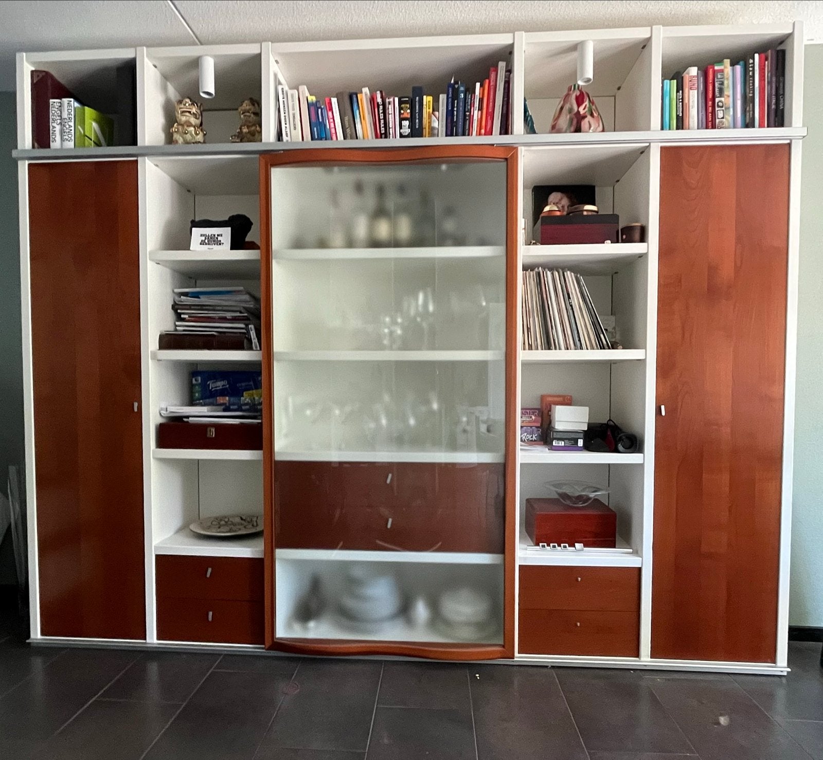 Gratis! Exclusieve Italiaanse kastenwand 290 cm, Huis en Inrichting, Kasten | Boekenkasten, Ophalen, Gebruikt, 200 cm of meer